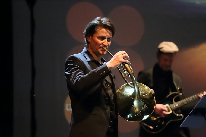 LadyBOND +BAND Konzertpremiere GOLDEN BOND SONGS