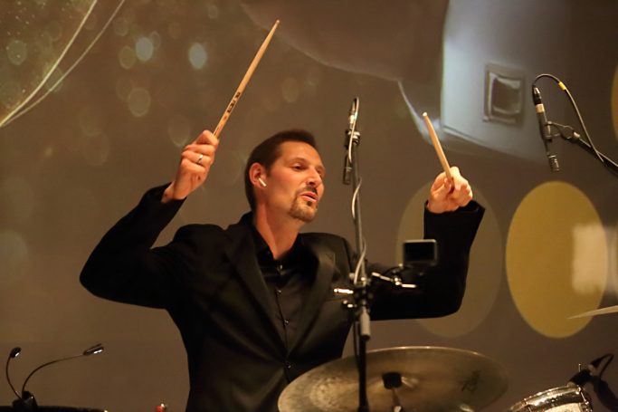 LadyBOND +BAND Konzertpremiere GOLDEN BOND SONGS