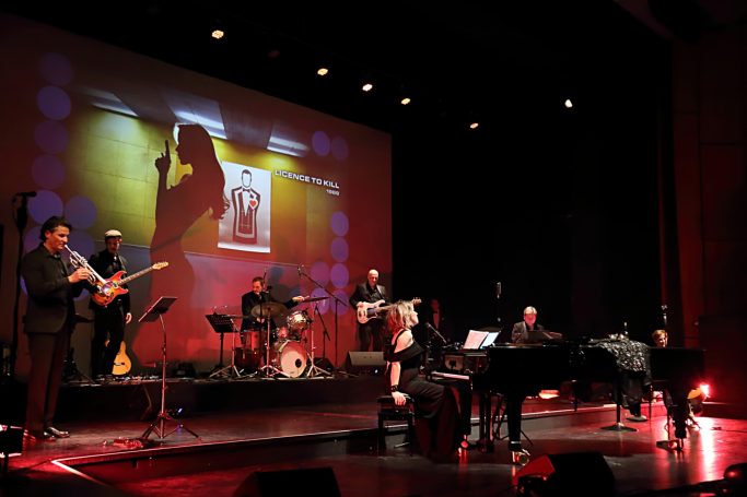 LadyBOND +BAND Konzertpremiere GOLDEN BOND SONGS